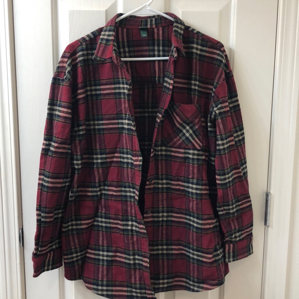 Plaid flannel button down shirt